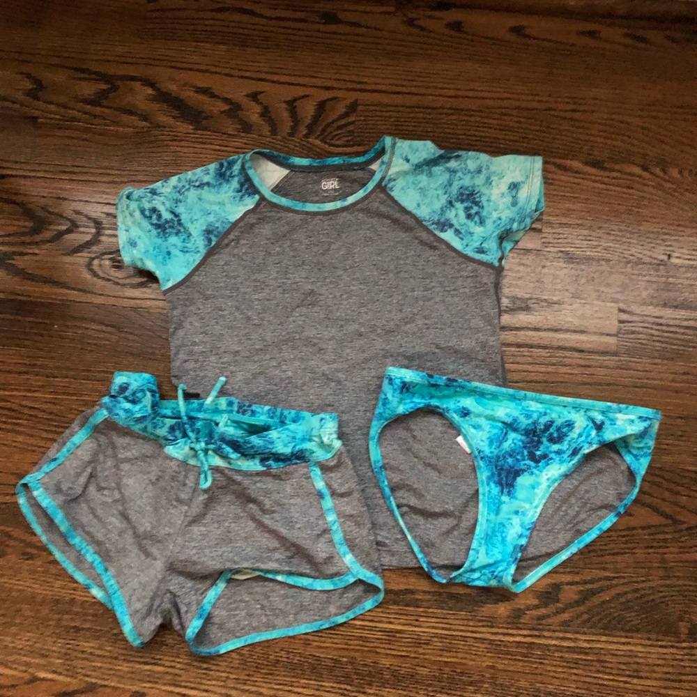 Girls Athleta 3 piece swimsuit